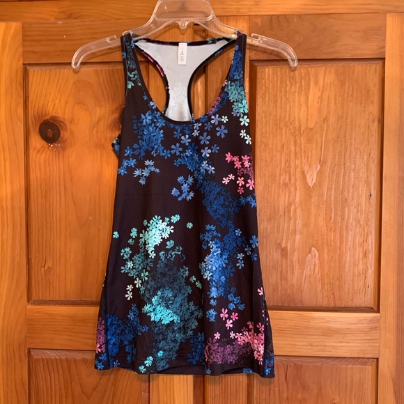 lululemon athletica Tops - Lululemon Cool Racerback Tank Size 6 lululemon athletica Tops - Lululemon Cool Racerback Tank Size 6